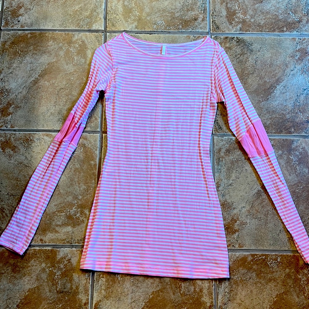 Long Sleeve pink and white stripe Lululemon tunic top. No known flaws.